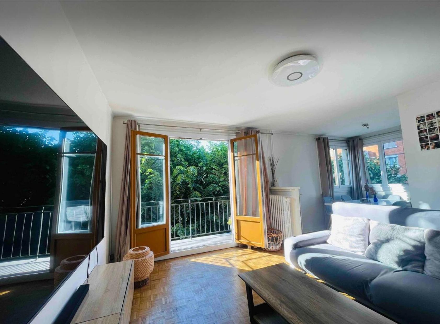 Modern 2 Bedroom Apartment Near Paris Metro, Giant Flat Screen Tv 85 Inches, Balcony, Free Parking Ivry-sur-Seine Dış mekan fotoğraf