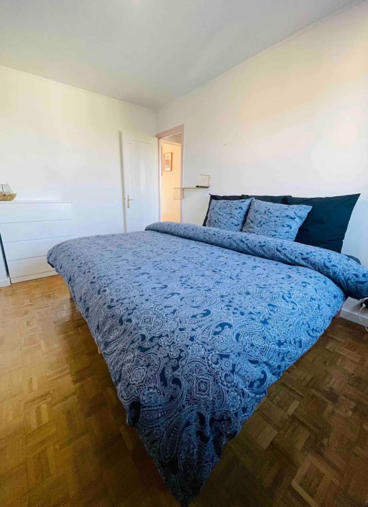 Modern 2 Bedroom Apartment Near Paris Metro, Giant Flat Screen Tv 85 Inches, Balcony, Free Parking Ivry-sur-Seine Dış mekan fotoğraf